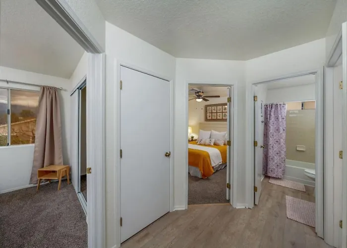 Pool, Quiet, 3 Bedroom 2 Ba, Garage, Fenced *